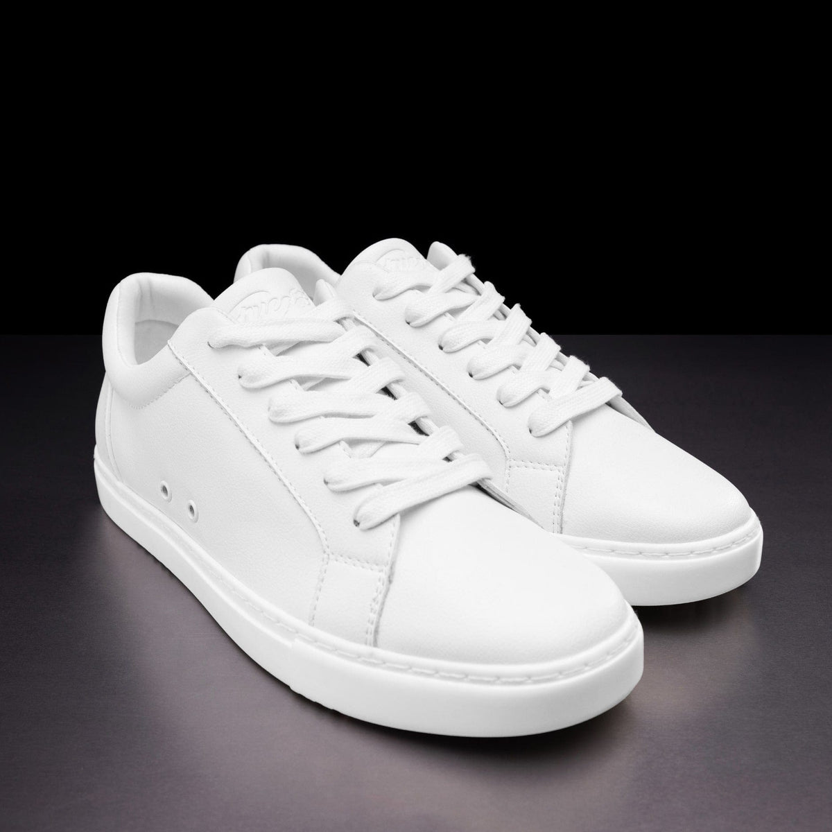 Neoda Aura Dance Sneakers
